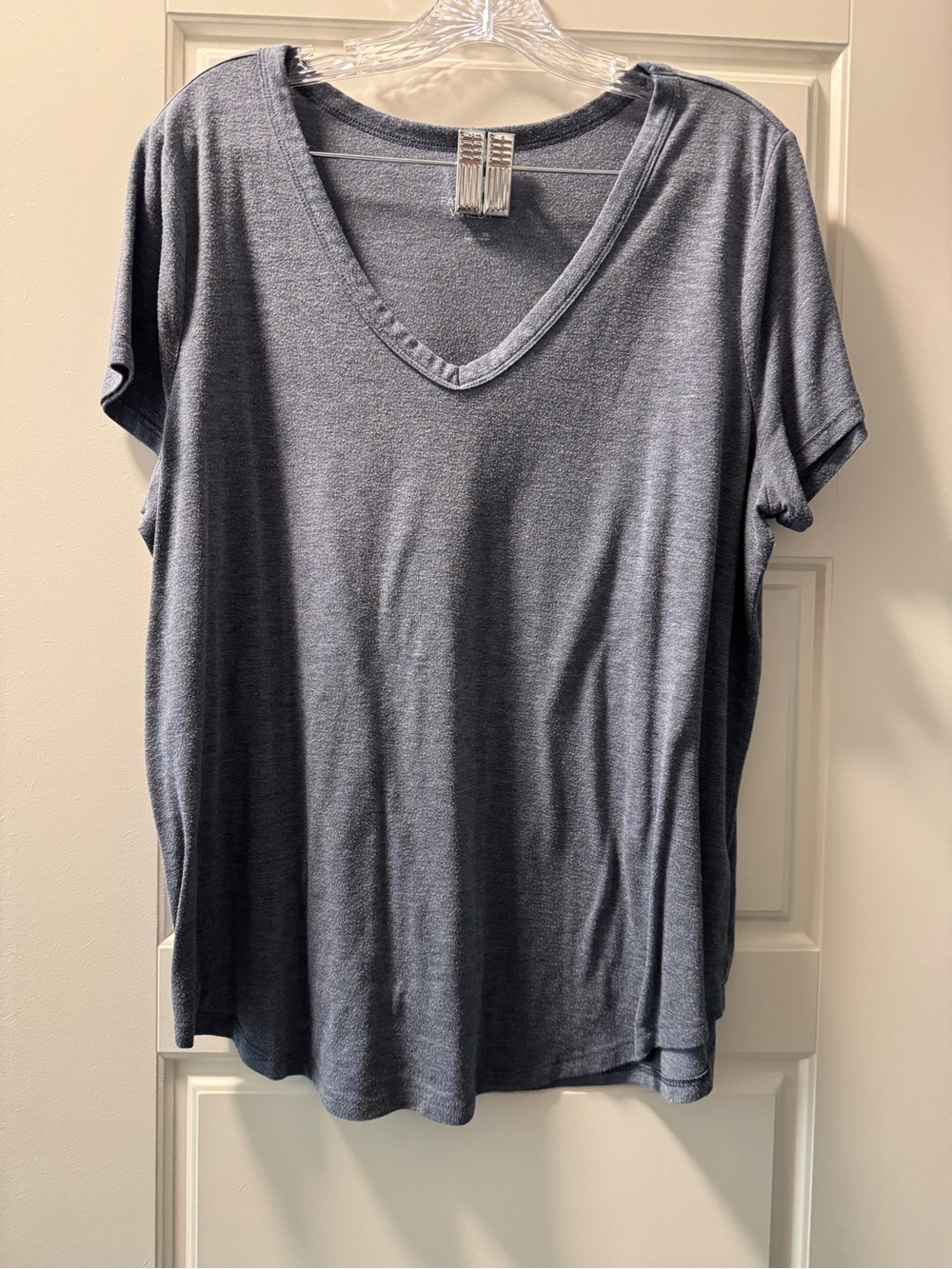 SO Women's V-Neck Short Sleeve Tee in Slate Blue